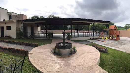 Fiesta Campestre Salón Y Jardin